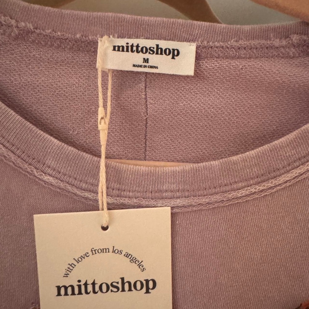 NWT Boutique crewneck sz M. - Picture 2 of 4